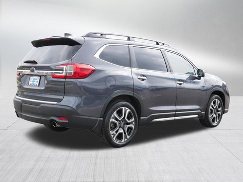 Used 2023 Subaru Ascent Touring AWD/4WD image 7
