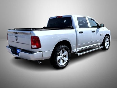 Used 2015 RAM 1500 Express RWD image 5