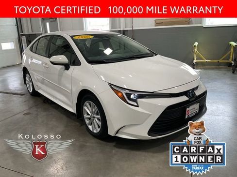 Used 2025 Toyota Corolla LE w/ LE Premium Package AWD/4WD image 1