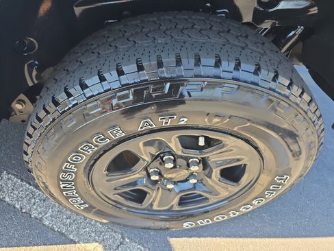 Used 2023 Jeep Wrangler Sport AWD/4WD image 29