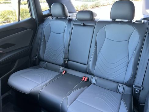 New 2026 Volkswagen Tiguan SE R-Line image 23