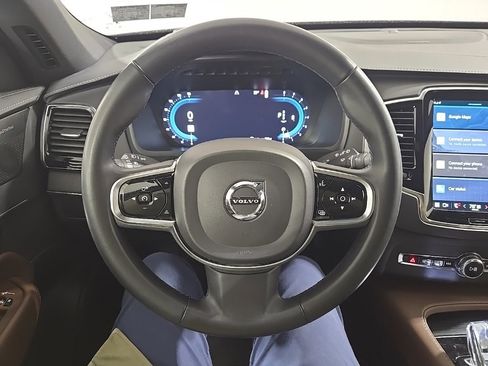 Used 2023 Volvo XC90 B6 Ultimate w/ Protection Package Premier image 9