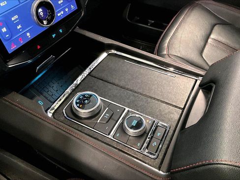 Certified 2022 Ford Expedition Max Limited image 16