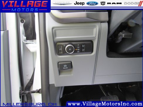 Used 2024 Ford F150 XLT w/ Tow/Haul Package image 10
