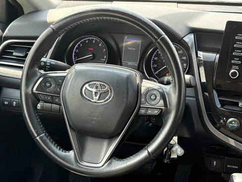 Used 2023 Toyota Camry SE FWD image 12