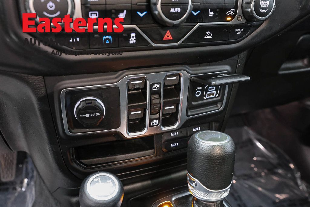 Used 2023 Jeep Wrangler Unlimited w/ Cold Weather Group AWD/4WD image 23