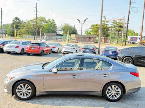 Used 2014 INFINITI Q50 AWD w/ Moonroof Package image 7