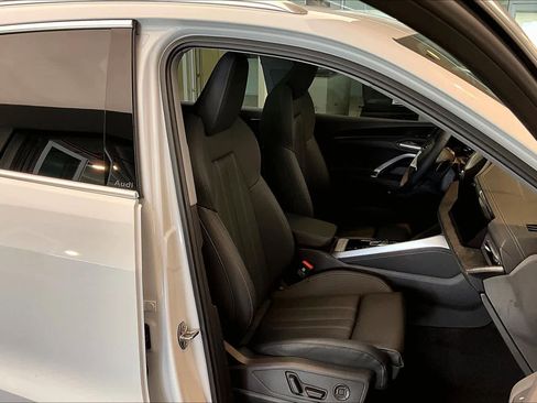 Used 2025 Audi Q5 Premium AWD/4WD image 9