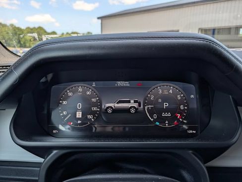 Used 2020 Land Rover Defender 110 AWD/4WD image 20