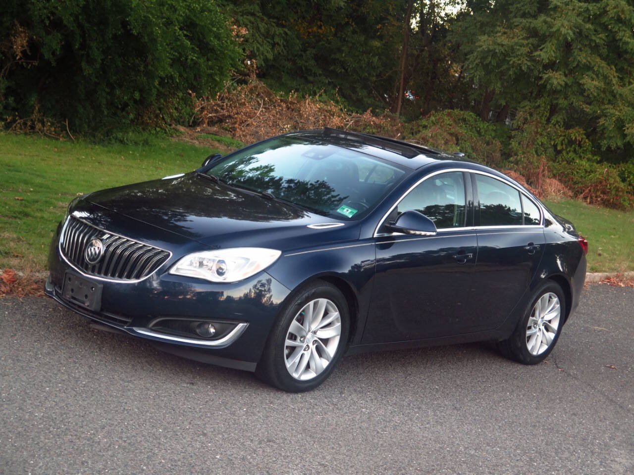 Used 2016 Buick Regal Premium w/ Driver Confidence Package #2 AWD/4WD image 22