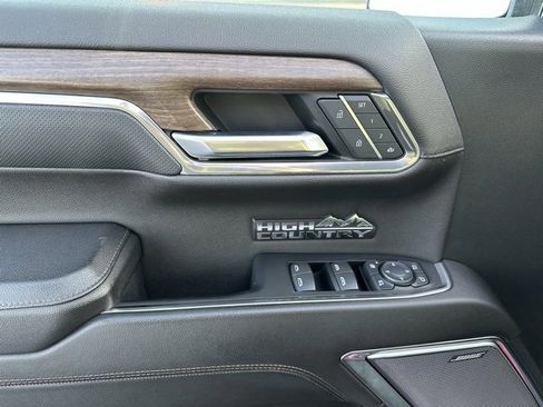 Used 2023 Chevrolet Silverado 1500 High Country w/ High Country Premium Package image 3