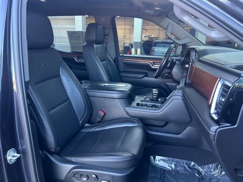 Used 2022 GMC Sierra 1500 Denali AWD/4WD image 32