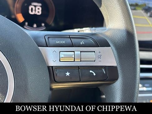 Certified 2025 Hyundai Tucson SE AWD/4WD image 15