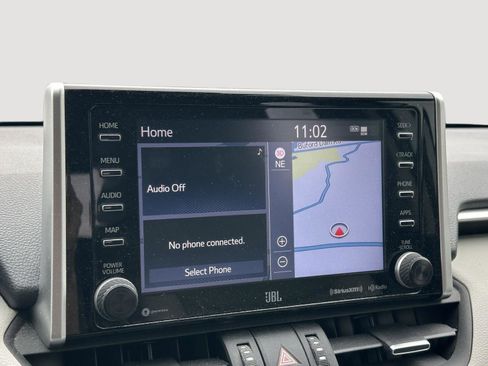 Used 2020 Toyota RAV4 Limited image 12