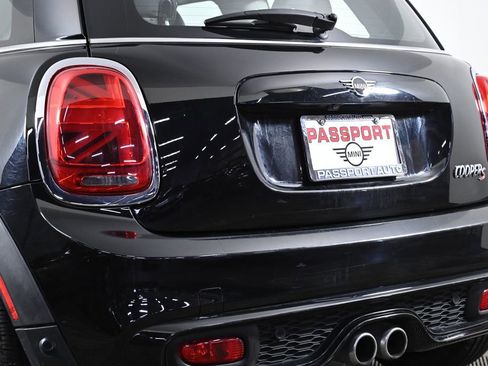 Used 2019 MINI Cooper S image 7