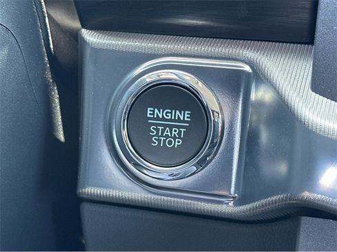 New 2025 Ford F150 Lariat w/ Equipment Group 501A Mid image 28