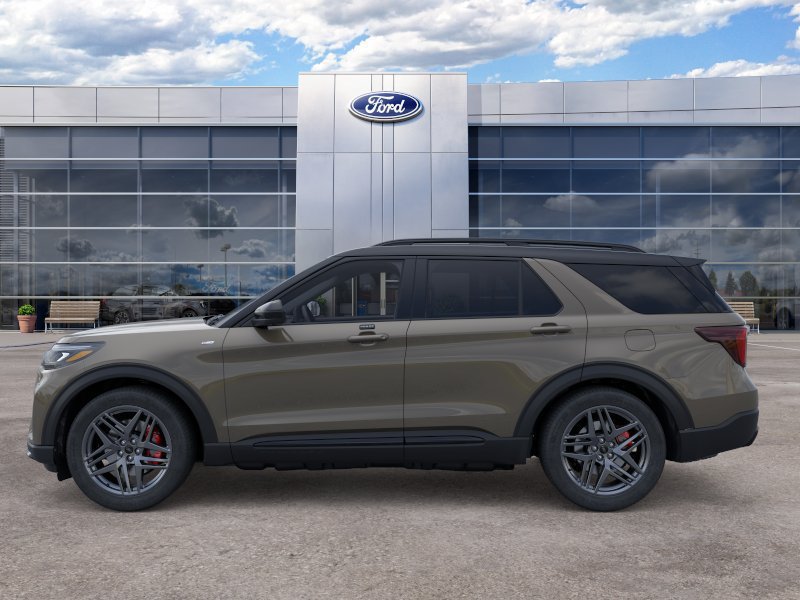 New 2026 Ford Explorer ST-Line w/ ST-Line Street Pack AWD/4WD image 3