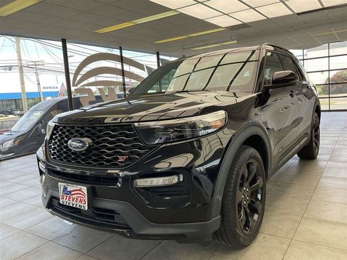 Used 2022 Ford Explorer ST w/ Equipment Group 401A AWD/4WD image 3