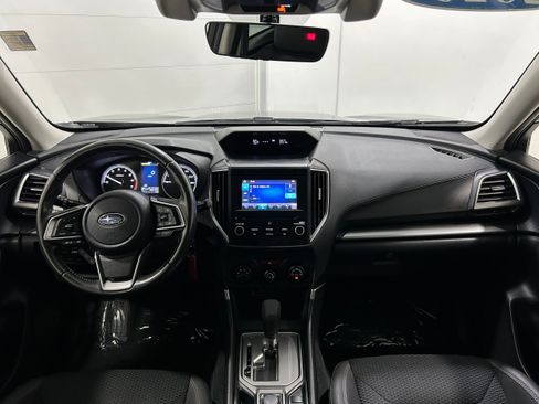 Used 2020 Subaru Forester Premium AWD/4WD image 13