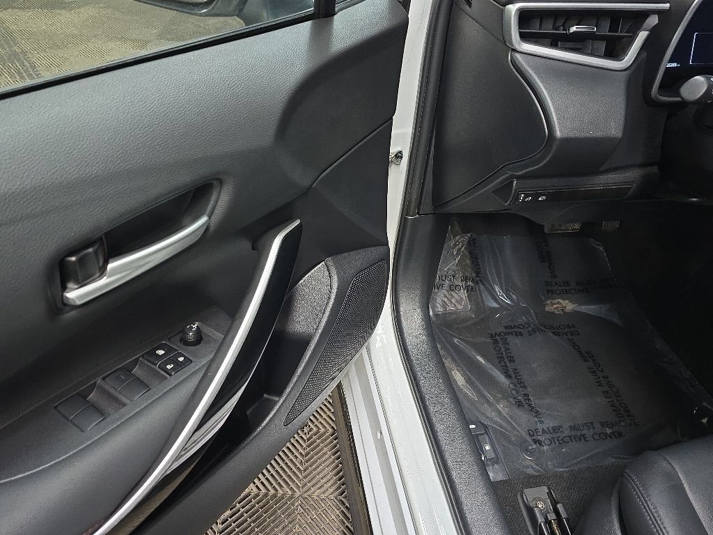 Used 2023 Toyota Corolla XSE FWD image 27