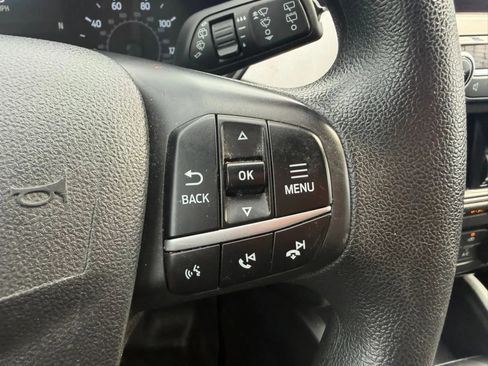 Used 2021 Ford Escape SE FWD image 11