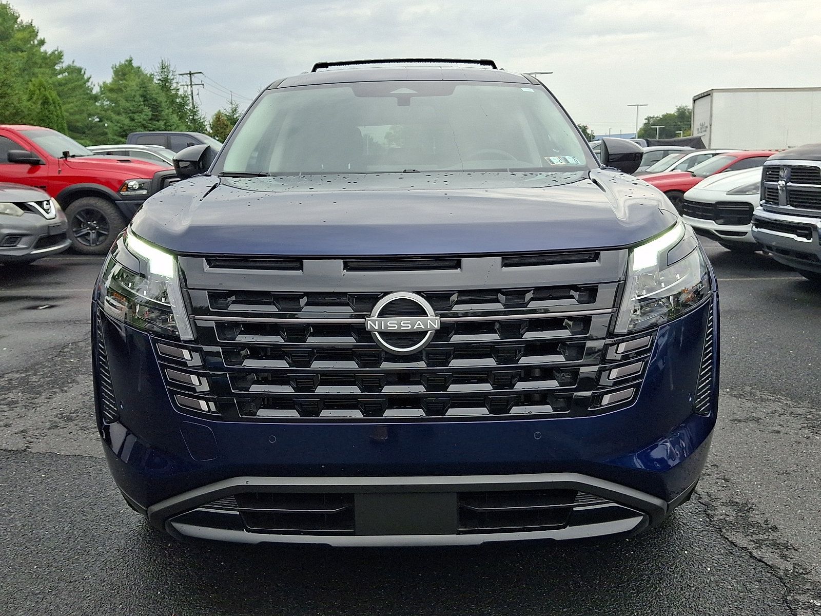 Certified 2026 Nissan Pathfinder SV AWD/4WD image 2
