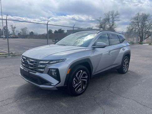 Used 2025 Hyundai Tucson Limited image 3