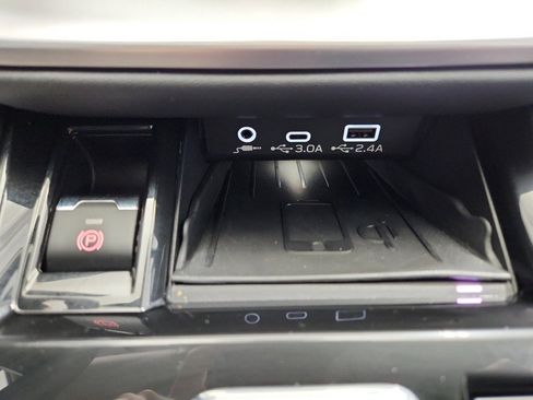 Certified 2023 Subaru Outback Touring XT image 28