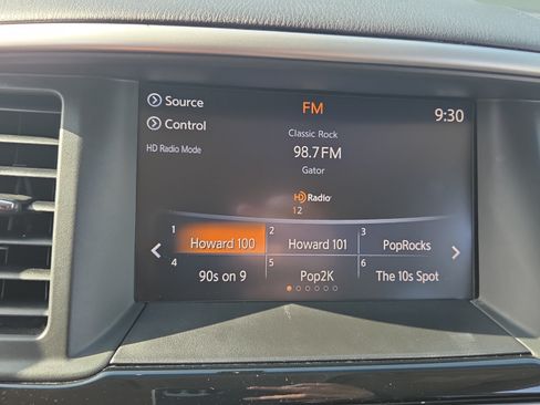 Used 2018 Nissan Pathfinder S FWD image 30
