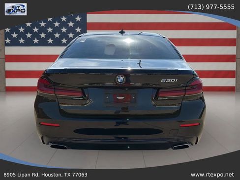 Used 2022 BMW 530i w/ Premium Package RWD image 8