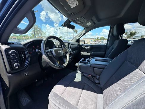 Used 2019 Chevrolet Silverado 1500 Custom Trail Boss w/ Custom Convenience Package AWD/4WD image 33