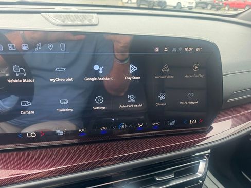 New 2026 Chevrolet Traverse Z71 w/ Enhanced Driving Package AWD/4WD image 28
