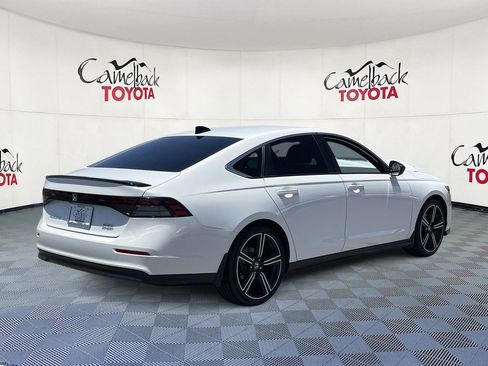 Used 2023 Honda Accord Sport image 8
