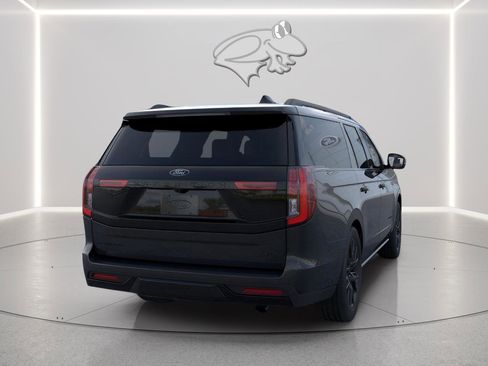 New 2026 Ford Expedition Max Platinum image 6