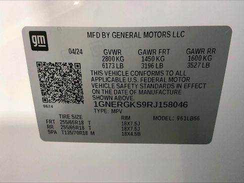 Used 2024 Chevrolet Traverse LT image 32