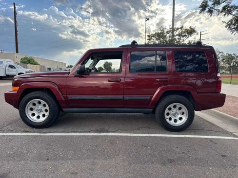 Used 2008 Jeep Commander Sport AWD/4WD image 6