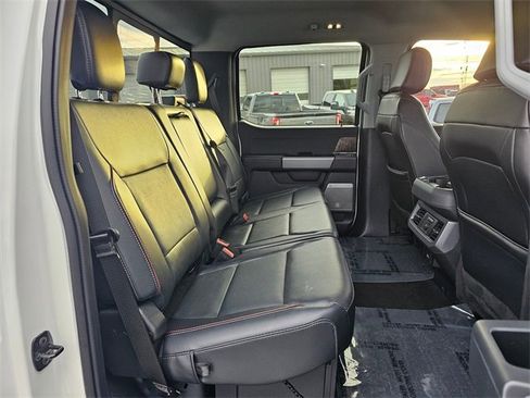 Used 2024 Ford F250 Lariat image 12