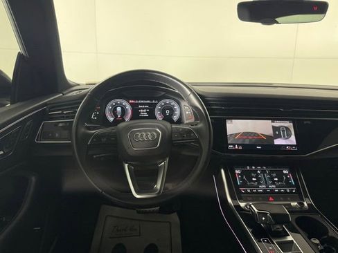 Used 2022 Audi Q8 Premium Plus image 24