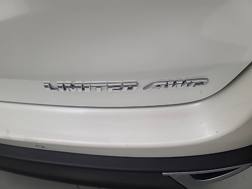 Used 2018 Toyota Highlander Limited Platinum AWD/4WD image 12
