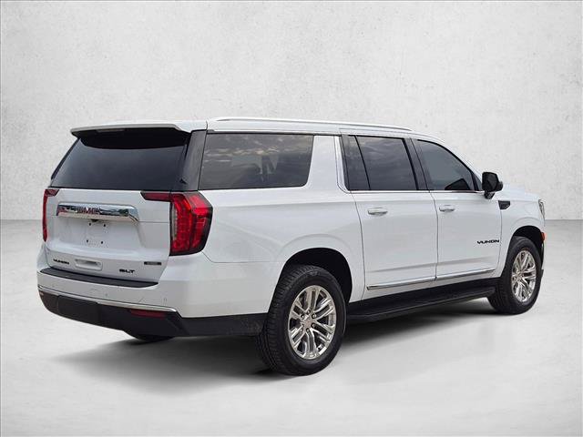 Used 2023 GMC Yukon XL SLT w/ SLT Premium Package RWD image 5