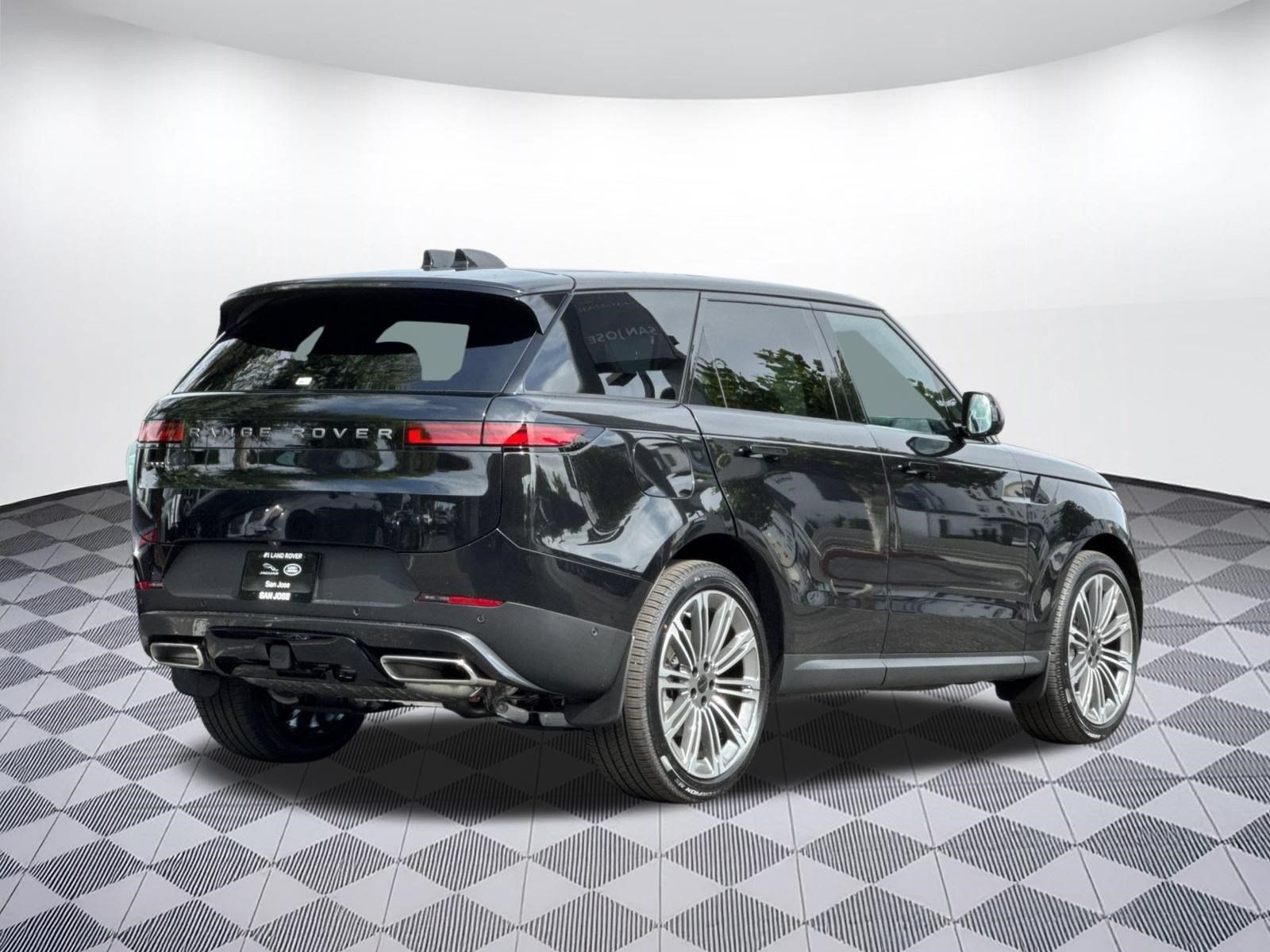 New 2026 Land Rover Range Rover Sport SE AWD/4WD image 9