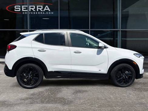 Used 2025 Buick Encore GX Sport Touring w/ Comfort Package FWD image 6