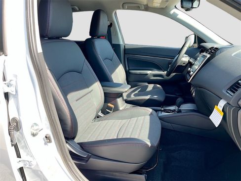 New 2025 Mitsubishi Outlander Sport SE image 26