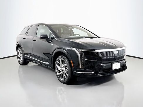 New 2026 Cadillac Optiq Luxury 1 image 1