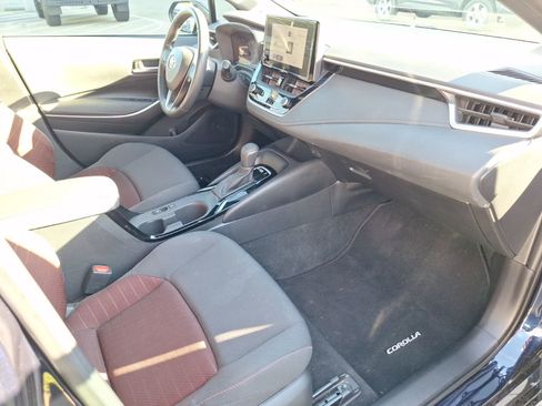 Used 2023 Toyota Corolla SE image 33