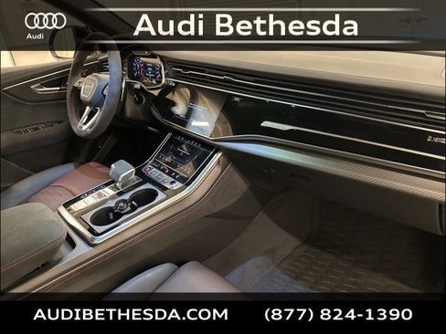 New 2026 Audi RS Q8 performance image 10