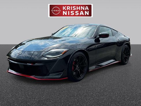 Used 2024 Nissan Z Performance w/ Floor Mat Package RWD image 2