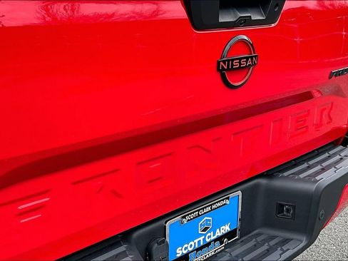 Used 2023 Nissan Frontier PRO-4X w/ Pro Convenience Package image 24