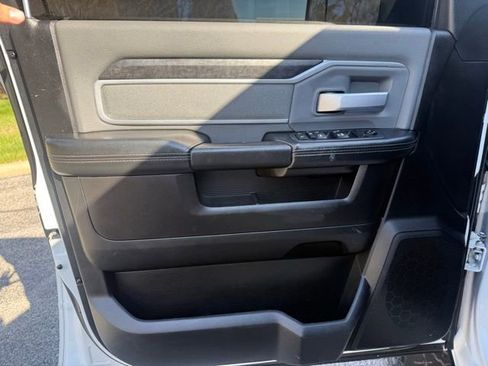 Used 2020 RAM 2500 Big Horn image 14