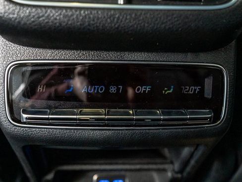 Certified 2025 Mercedes-Benz GLS 450 4MATIC image 34